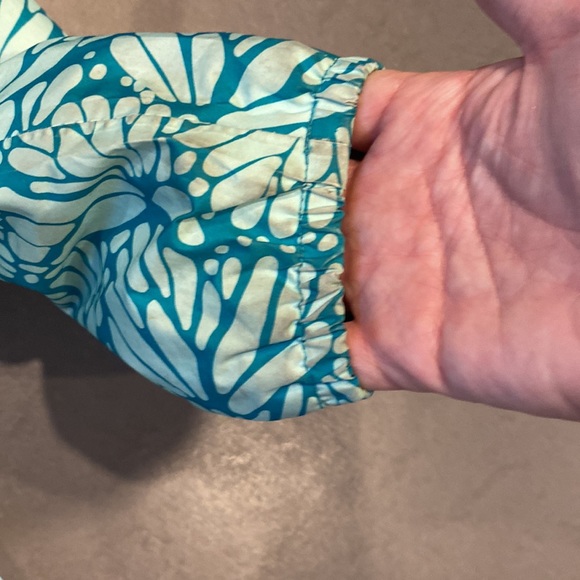 The North Face girls windbreaker Large - Picture 5 of 12